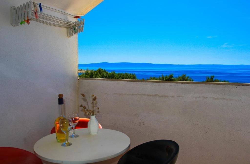 Apartments By The Sea Makarska - 15200 ภายนอก รูปภาพ